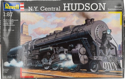 Revell 02163 H0 - N.Y. Central Hudson Steam Locomotive