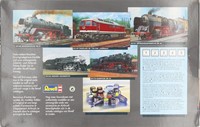 Revell 02172 H0 - BR 01 Schwere Schnellzuglokomotive mit Tender 2'2' T32-2