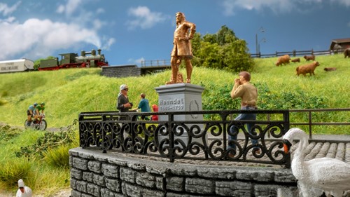 Noch 14835 H0 - Monumenten / standbeeld (4 st.)