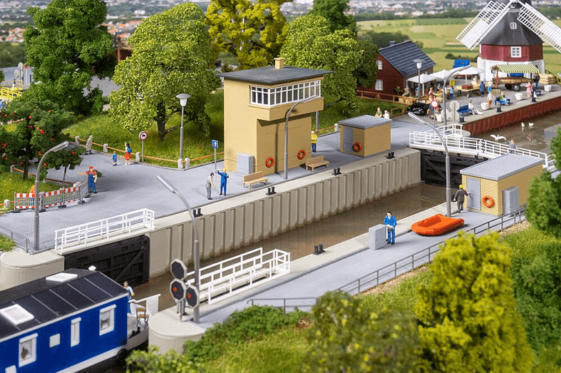 Unser Faller-Sortiment ist wieder aufgefüllt – entdecken Sie jetzt die neuesten Modelle für eine perfekte Landschaft!