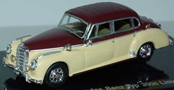 Ricko 38877 H0 - Mercedes Benz Typ 300C (1955) Bruin-Beige