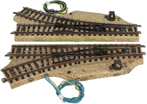 Märklin 5117 H0 - M-Rails Elektrische Rechte Wissel Set Links/Rechts