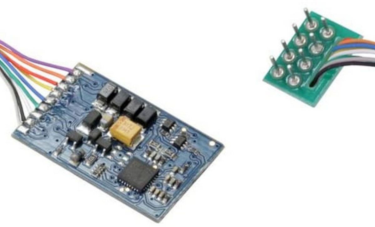 ESU 59620 LokPilot 5 decoder DCC 8-polig NEM652 kopen