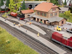 Noch 66015 H0 - Perron tijdperk III – IV, recht einde