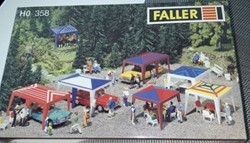 Faller 358 H0 - Partytenten en Tuinmeubelen