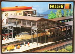 Faller B-185 H0 - Overdekte Perronbrug