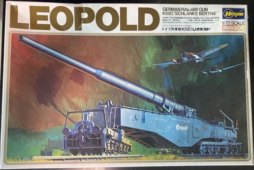 Hasegawa MB-028 - Leopold German Railway Gun K5(E) Schlanke Bartha 1:72 (Verpakking Waterschade)""